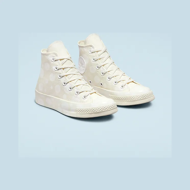 converse-chuck-taylor-all-star A01183C