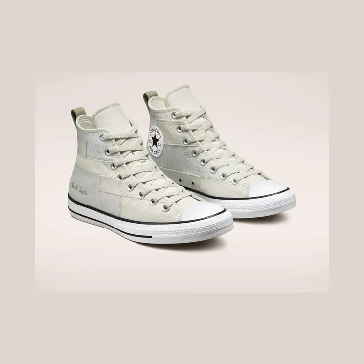 converse-chuck-taylor-all-star A02556C
