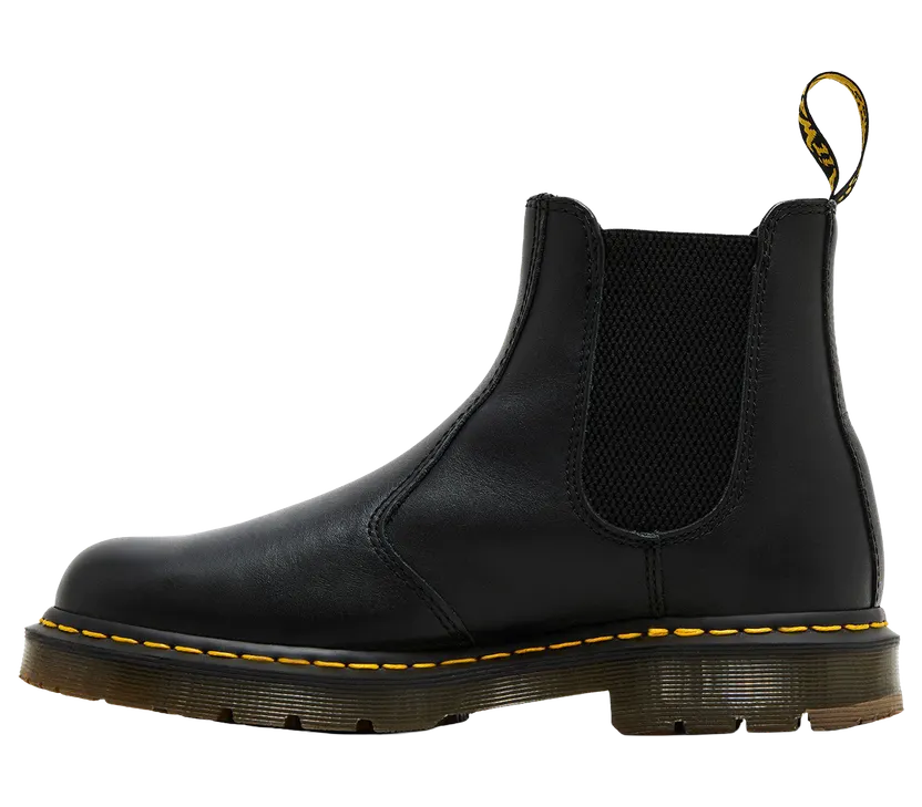 Dr Martens 2976 SLIP RESISTANT LEATHER CHELSEA BOOTS “Black” (24383001)