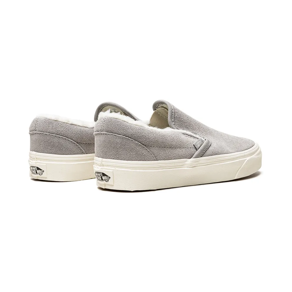 Vans CLASSIC SLIP ON “COZY HUG” (VN0A7Q5D6J6)