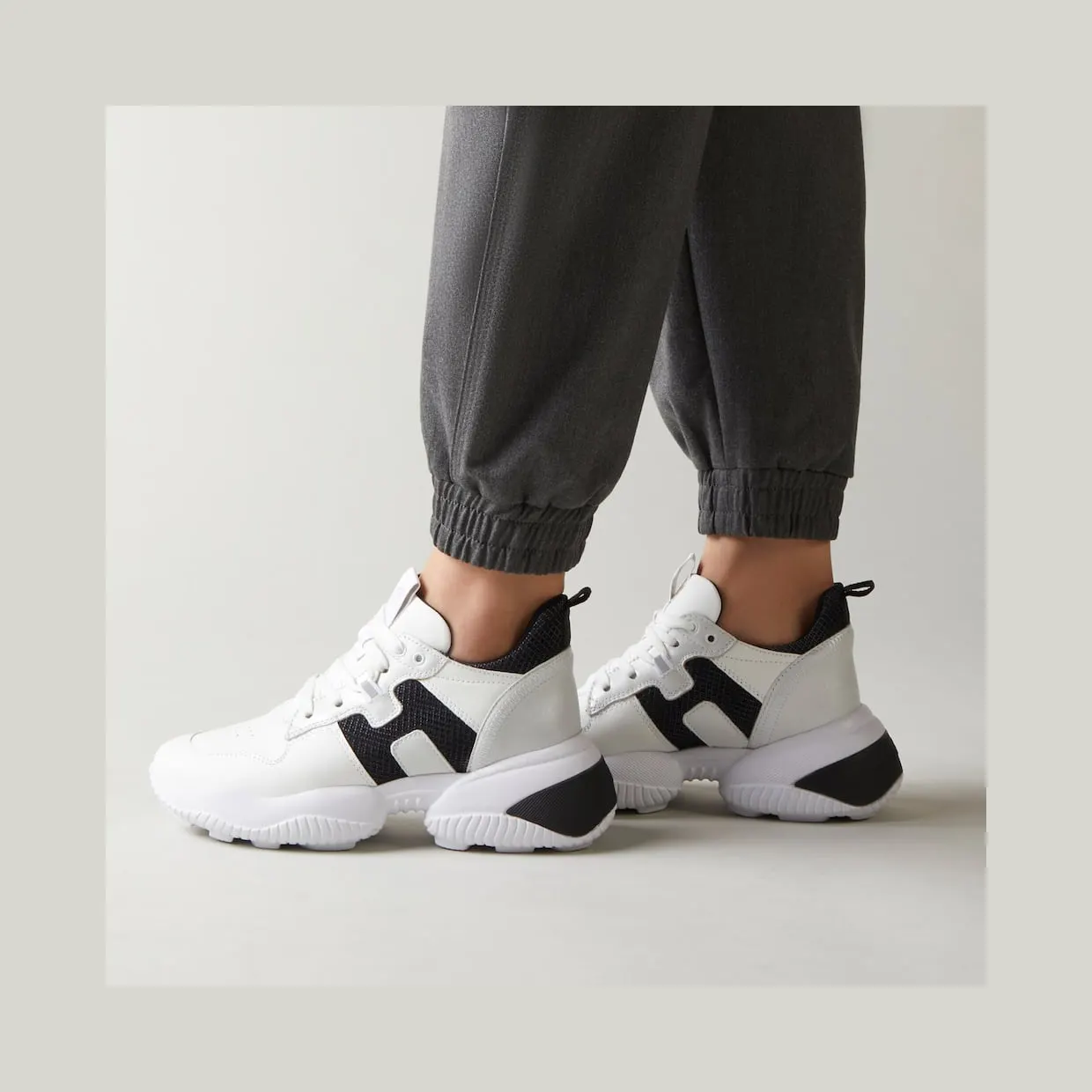 Hogan Interaction White (HXW5250CW70OKT0PU8) (5)