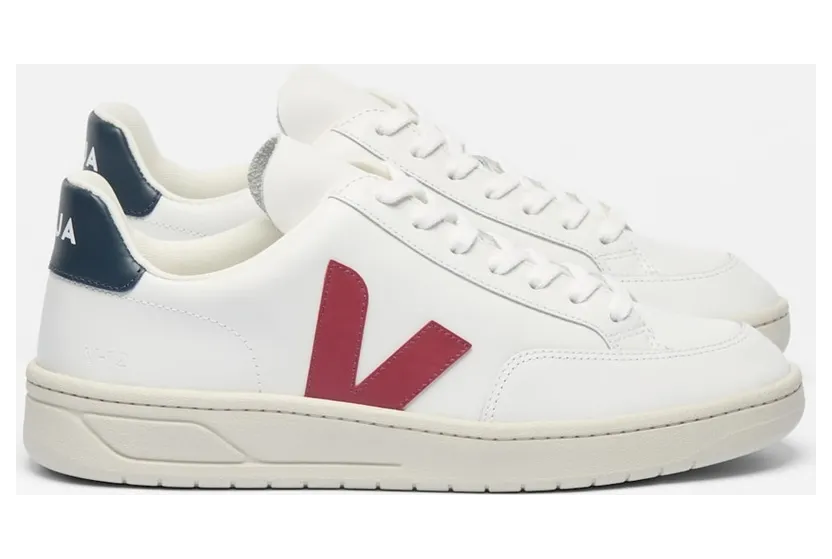 Veja V-12 Extra White / Marsala / Nautico (XD0201955B)