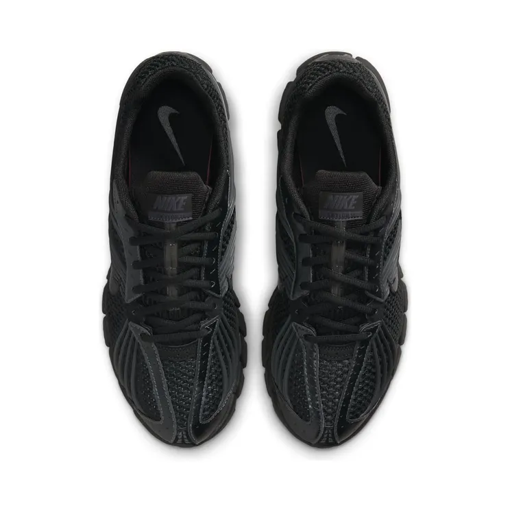 nike-zoom IU1869-002