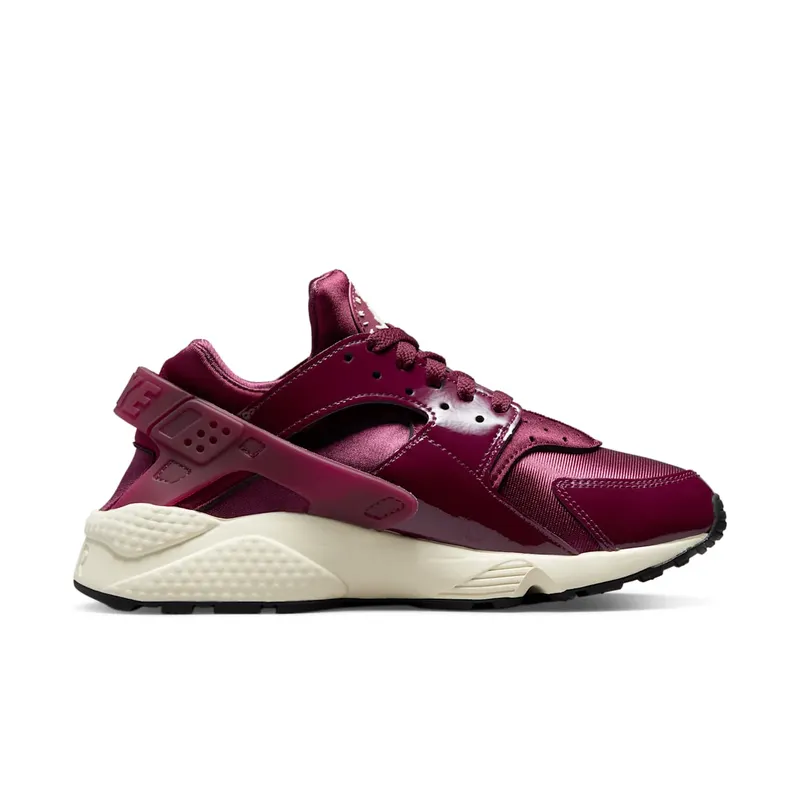 Nike Air Huarache Dark Beetroot (W) (DQ8584-600)