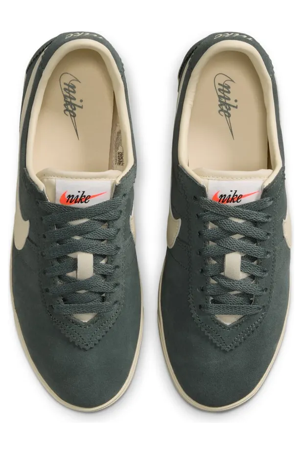 nike-astrograbber IQ7611-301