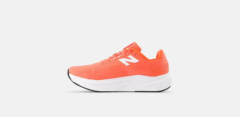 NEW BALANCE FuelCell Propelv5 “Urgent Red / White / Black” (WFCPRCV5)