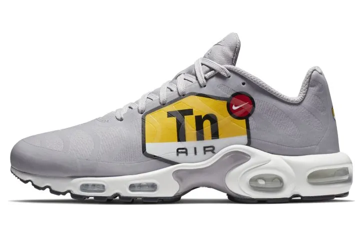 Nike Air Max Plus Big Logo Wolf Grey