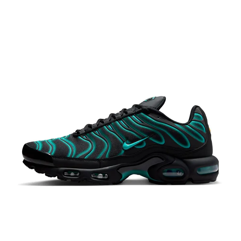 Nike Air Max Plus “Black / Dusty Cactus” (IV5756-001)