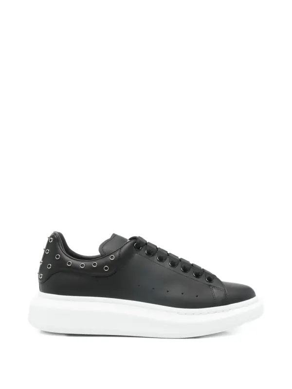 Alexander McQueen Oversized Sneakers mit Ösendetail – Schwarz (856519WIAJR)