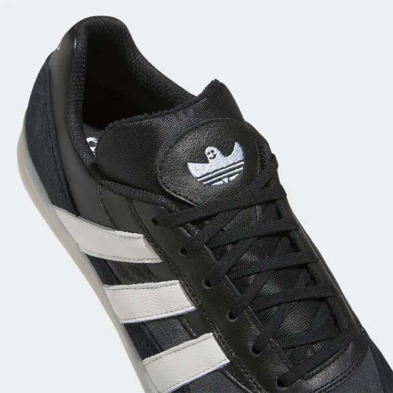 adidas Aloha Super Core Black Crystal White Carbon (IG5264)