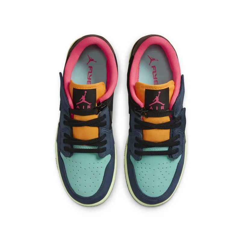 Air Jordan 1 Low FlyEase Older Kids’ Brown (DN4639-201)