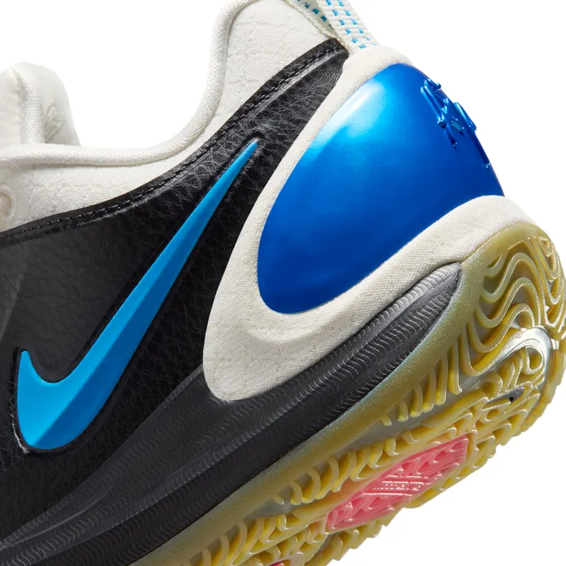 Nike A’Two Black / Metallic Silver (IH2231-001)