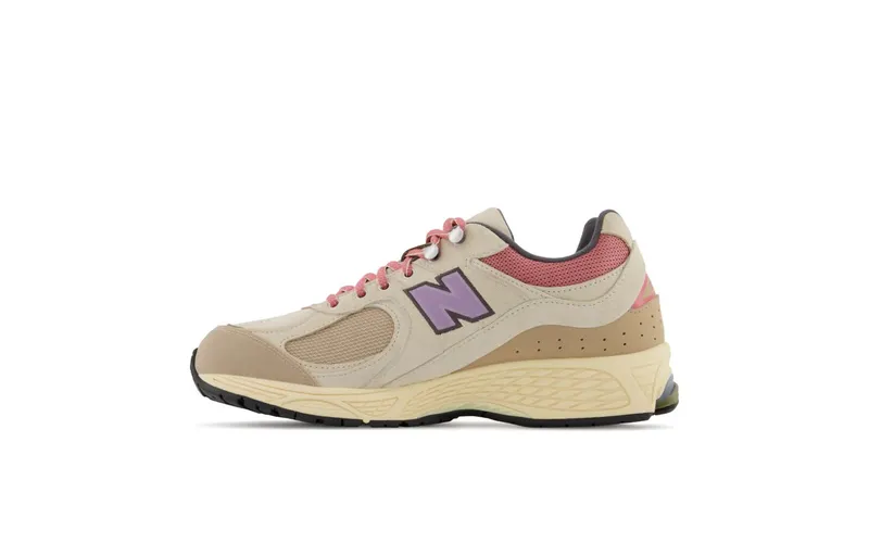 New Balance 2002R “Hiking Pack – Beige” (M2002RWL)