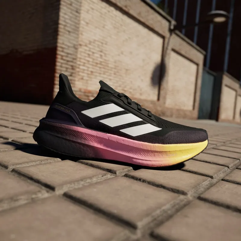 Adidas ULTRABOOST 5X “CORE BLACK ZERO METALIC SPARK” (JI1332)