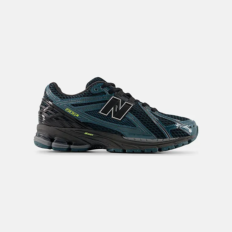 New Balance 1906 “Medusa Green Black” (U190646S)