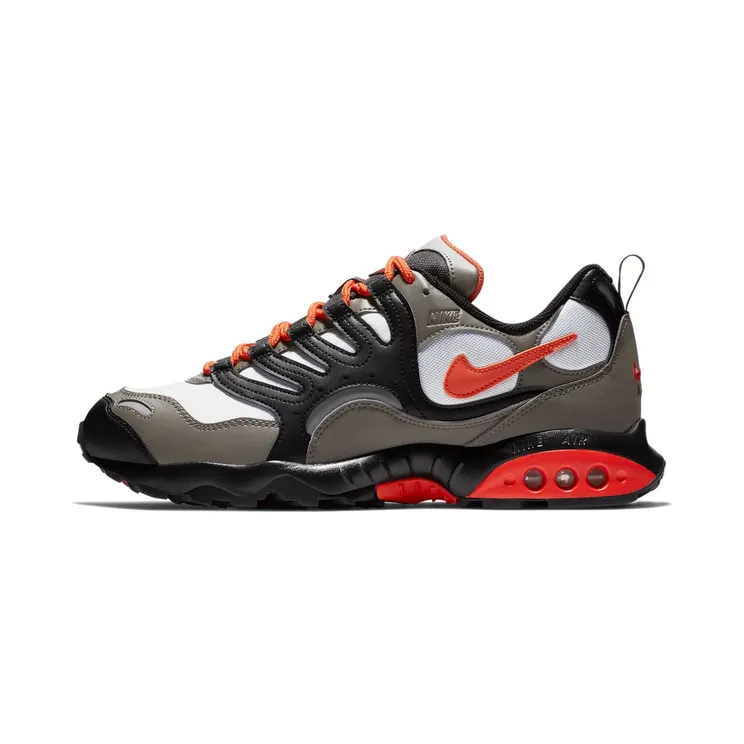 Nike Air Terra Humara 18 “Olive Grey / Black / Habanero Red / Deep Orange” (AO1545-003)