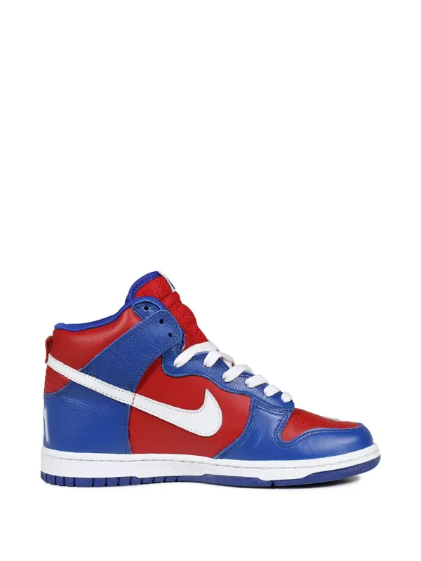 SWJP x Nike Dunk High stencil-print sneakers – Red (SW26SS502)