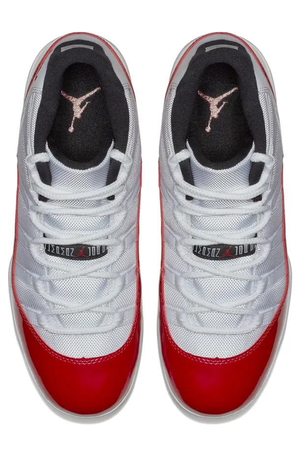 air-jordan-11 AO1561-101