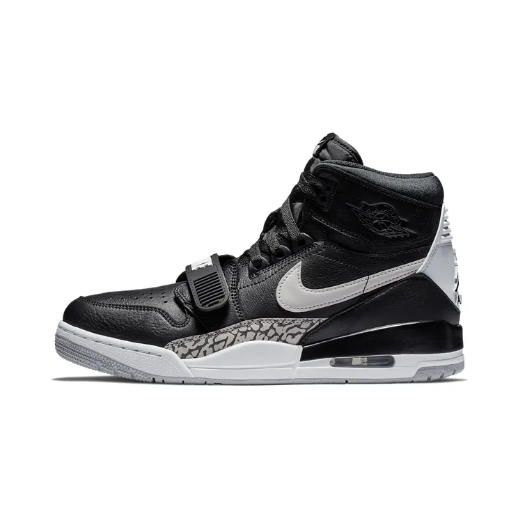 Air Jordan Legacy 312 “Black / White” (AV3922-001)