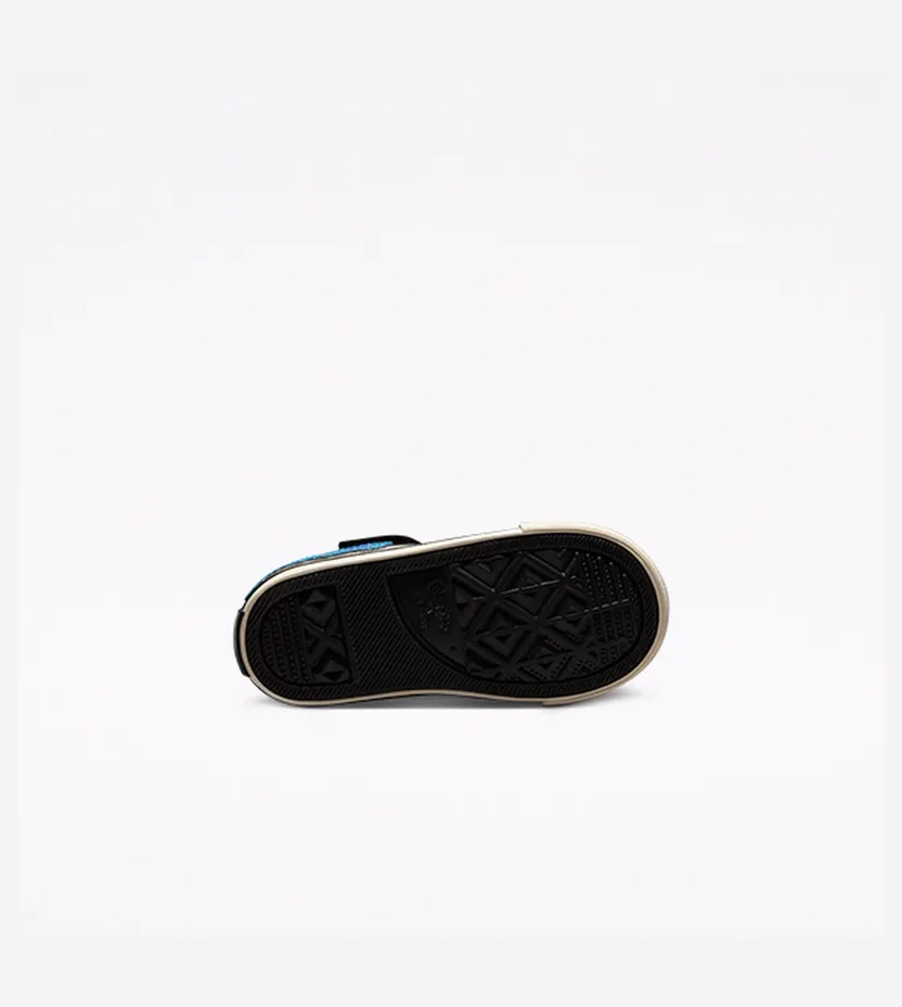 converse-chuck-taylor-all-star 772484C