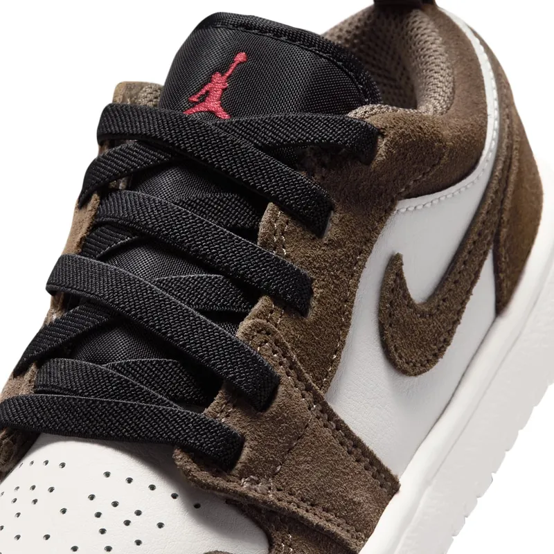 Air Jordan 1 Brown (DR9748-200)