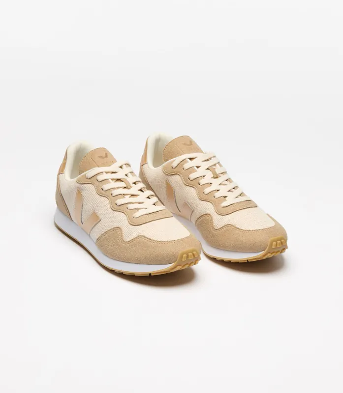 VEJA with logopatch – Beige (RR1603734)