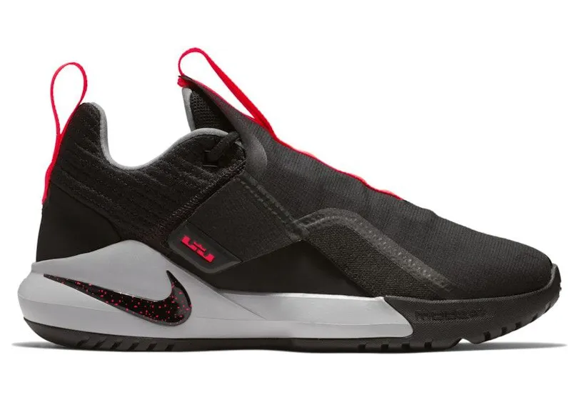 Nike LeBron Ambassador 11 AO2920-001