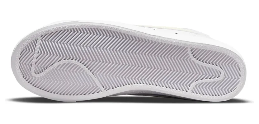 nike-blazer DN5052-100