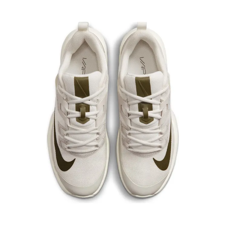 nikecourt DC3431-102