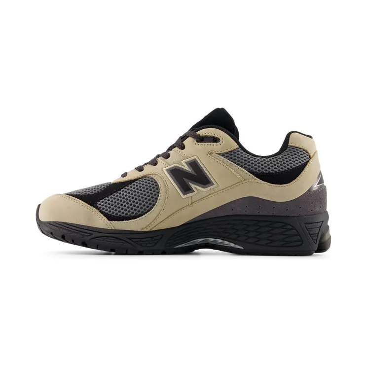 new-balance-2002r U20026PU