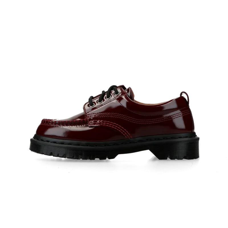 Dr Martens Lowell Lacquered Leather Moc Toe “Cherry Red” (42436600)