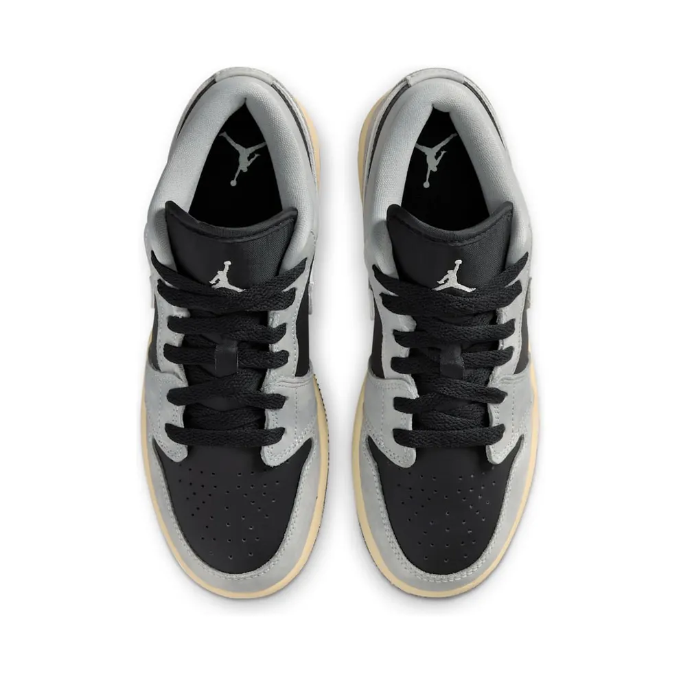 Air Jordan 1 Low Grey (HQ2021-012)