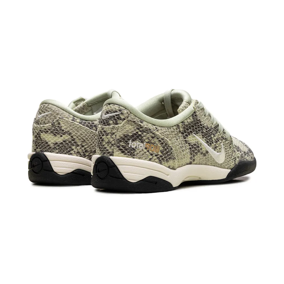 Nike Total 90 SE “Olive Aura Pale Ivory” (IB4204-301)