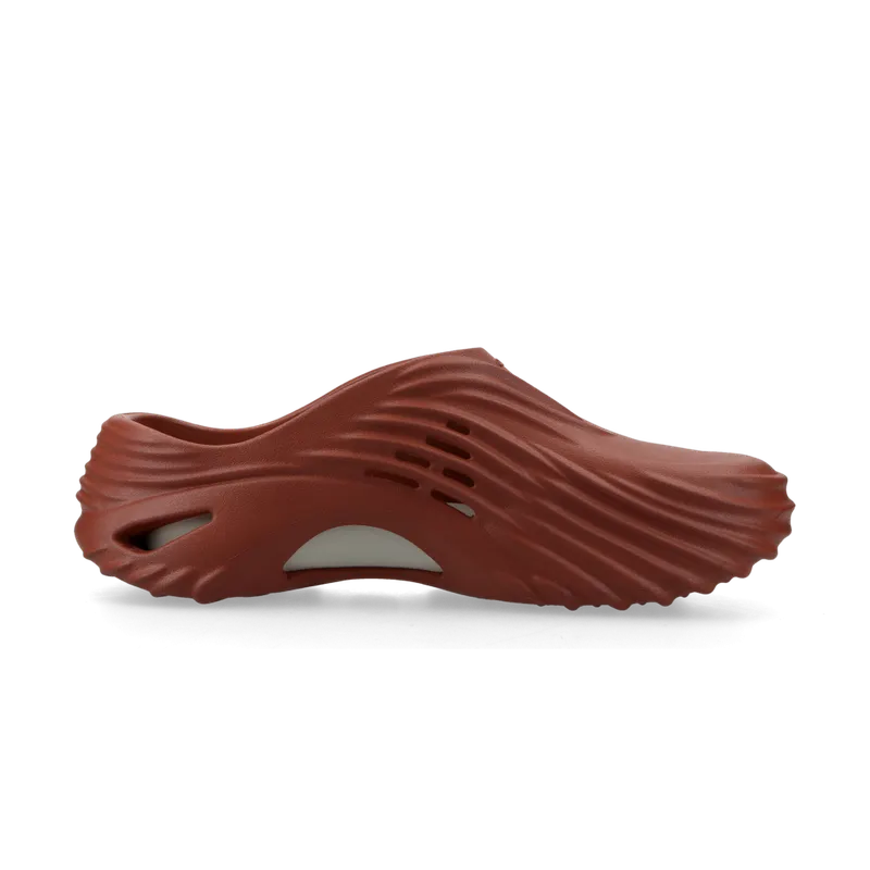 Crocs Echo Wave “Rust” – 210521-862