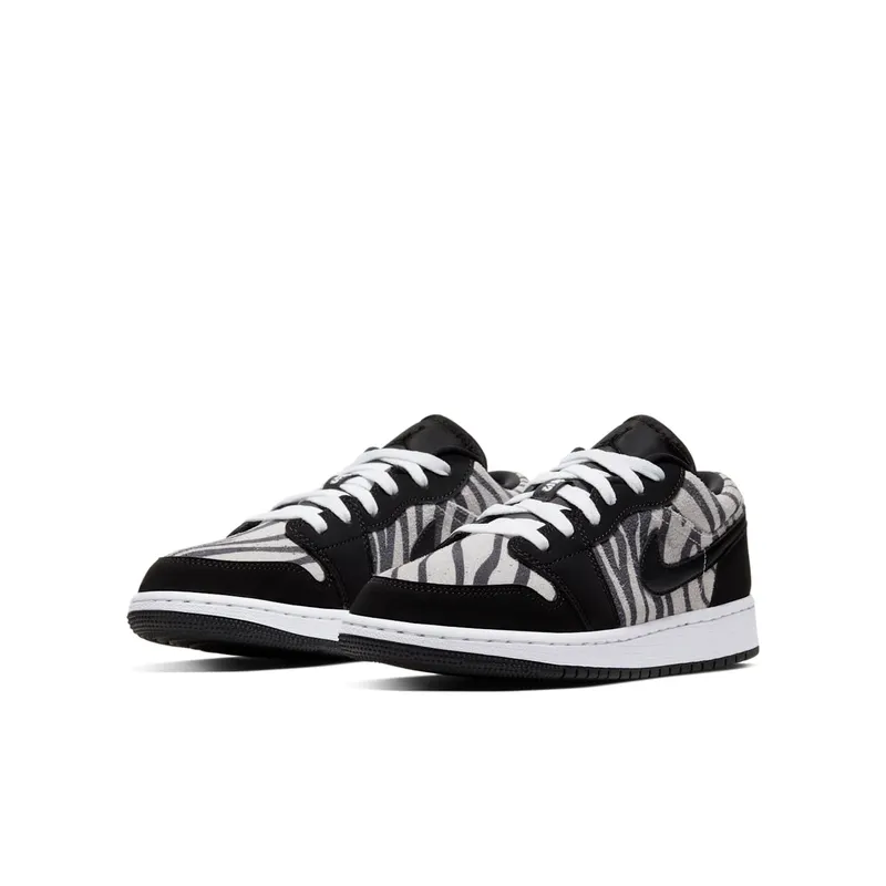 Jordan 1 Low Zebra (GS) Black/White-Sail (553560-057)