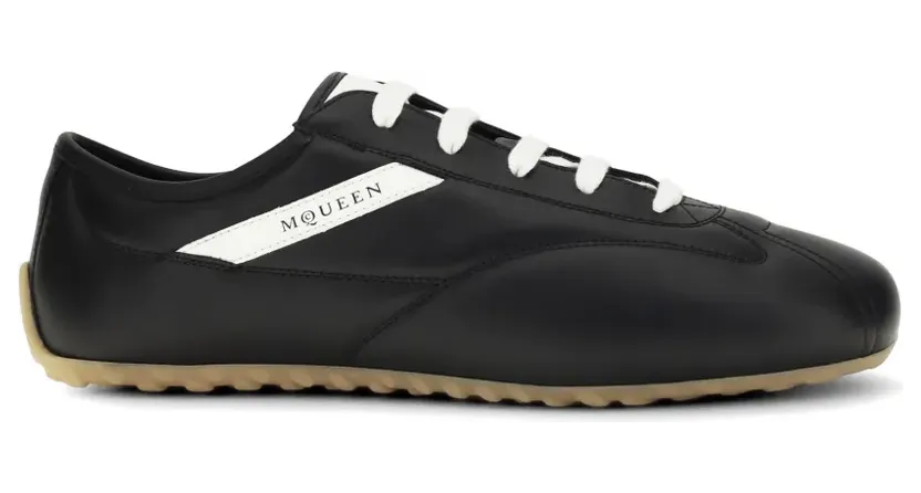 Alexander McQueen Boxe Sneakers – Schwarz (866897)