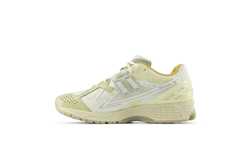 New Balance 1906N “Lunar New Year – Sea Salt” (M1906NLY)