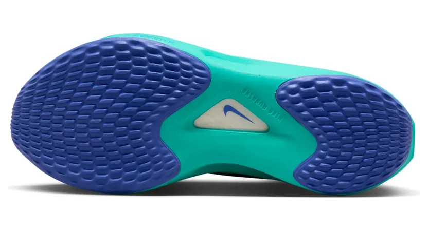 nike-zoom DM8974-101