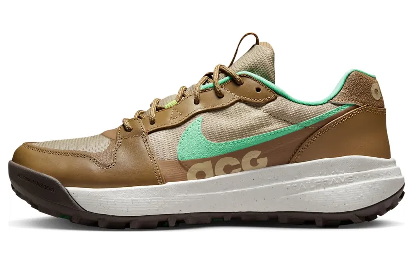 Nike ACG Lowcate (braun) – DX2256-200 – “Limestone / Green Glow / Dark Driftwood / Sail”