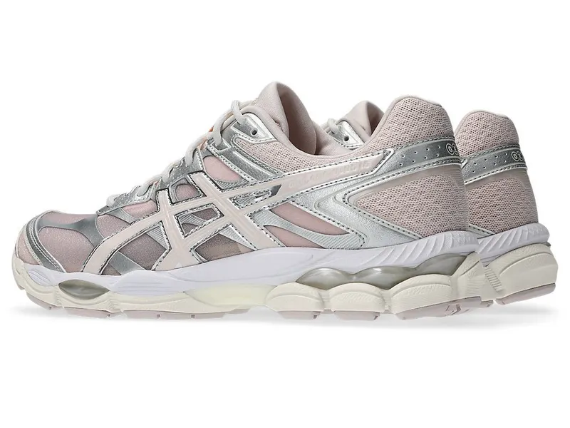 ASICS GEL-CUMULUS 16 “Pink Cloud / Pure Silver” (1203B218-700)