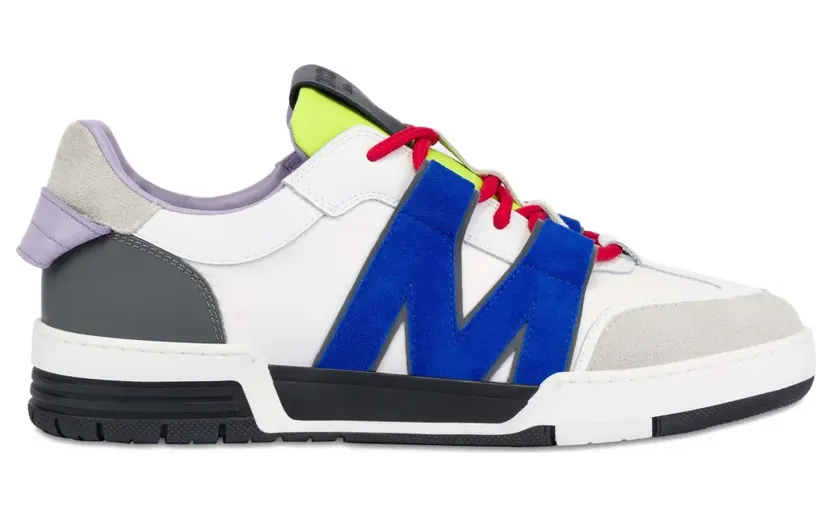 Moschino Sneakers mit Logo – Weiß (MB15224G0OGT4)