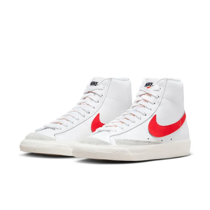 Nike BLAZER MID ’77 VNTG “Habanero Red” (CZ1055-101)