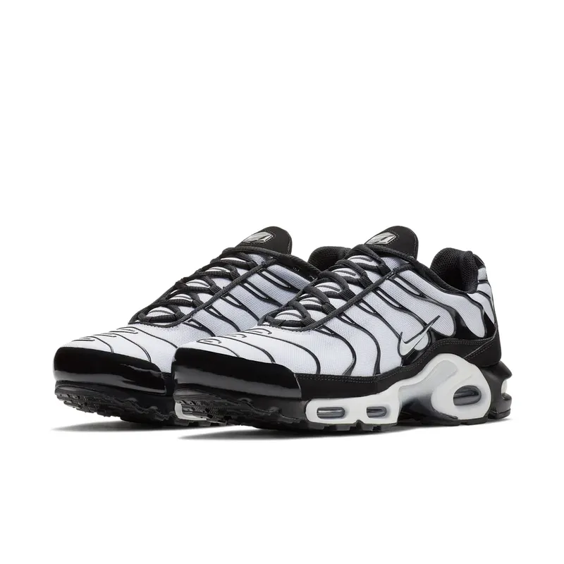 Nike Air Max Plus “Oreo” (852630-032)