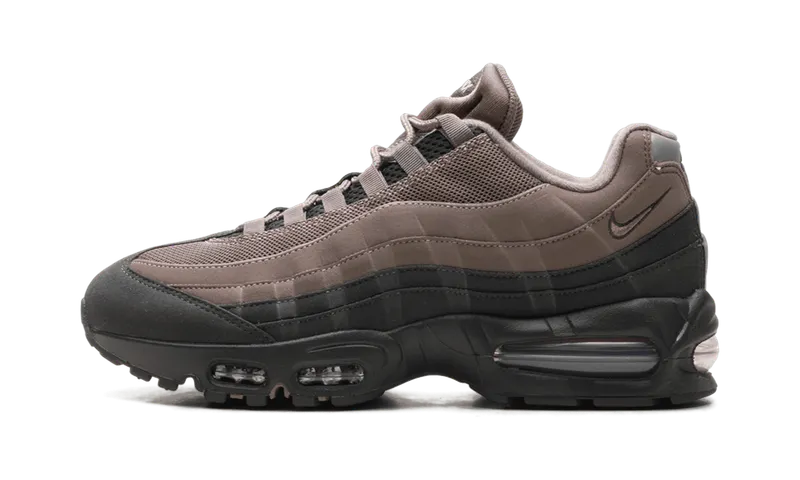 Nike Air Max 95 Big Bubble OG “Mink Brown/Newsprint” (HM4740-200)