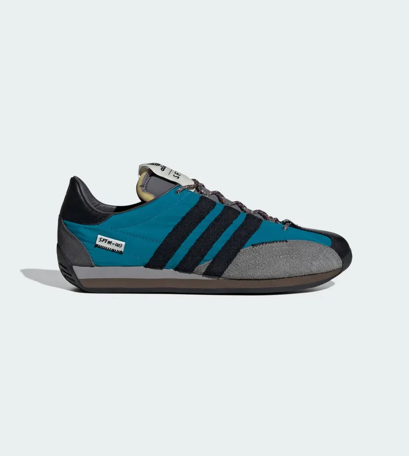 Adidas Country ID3545