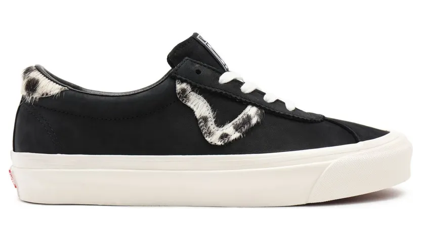 vans-style VN0A3WLQA1O