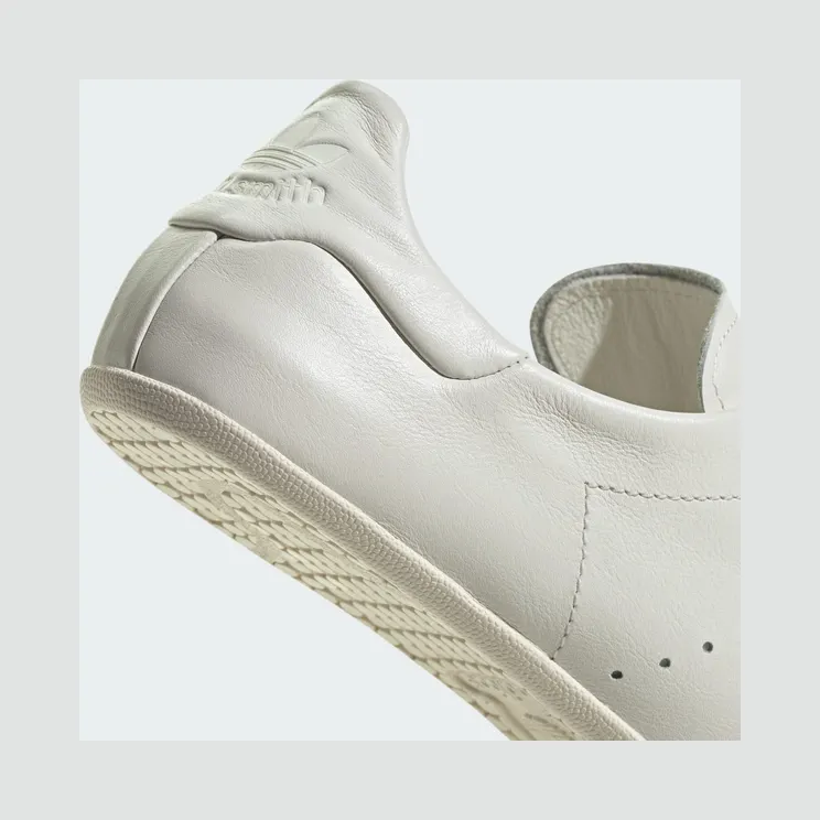 adidas-stan-smith JR5700