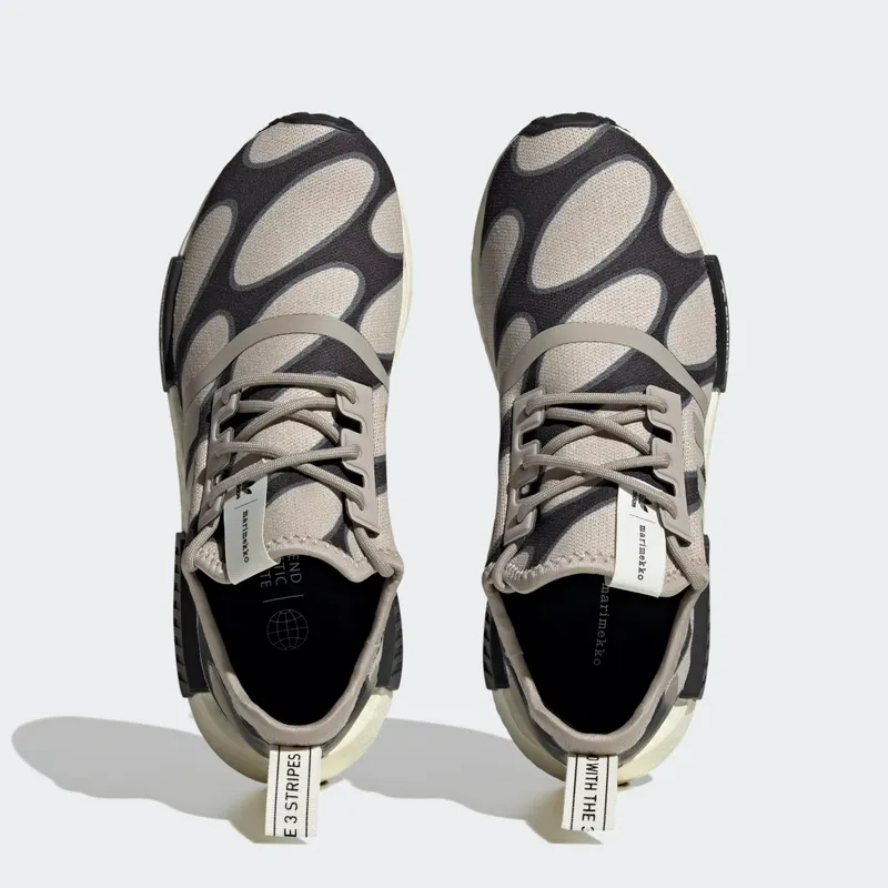 Adidas NMD_R1 Core Black / Off White / Grey Six (HP9780)