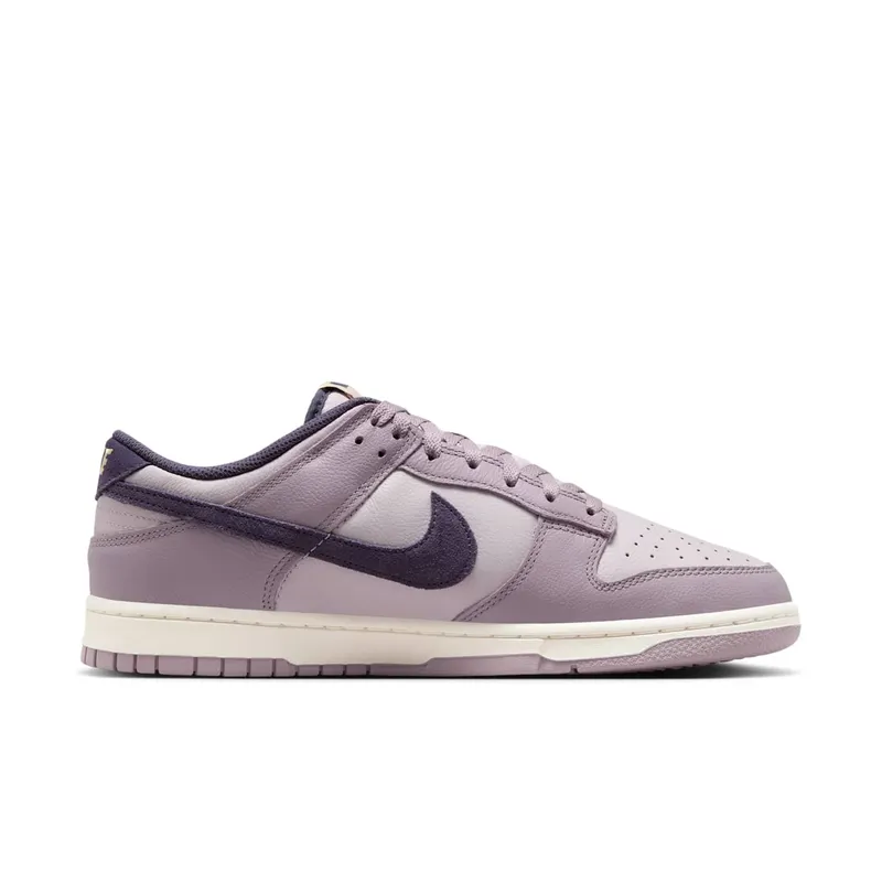 Nike Dunk Low SE “Light Violet Ore” (HQ3642-202)