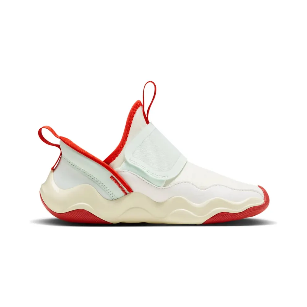 Jordan 23/7 Chinese New Year Ivory Barely Green Metallic Gold Challenge Red (DV3872-100)